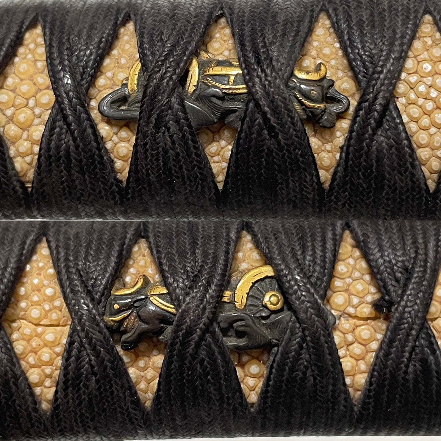 Ookissaki 大切先 Wakizashi, Mouse Fuchikashira 羽箒鼠縁頭, Yanagioni Kozuka, Edo period mumei
