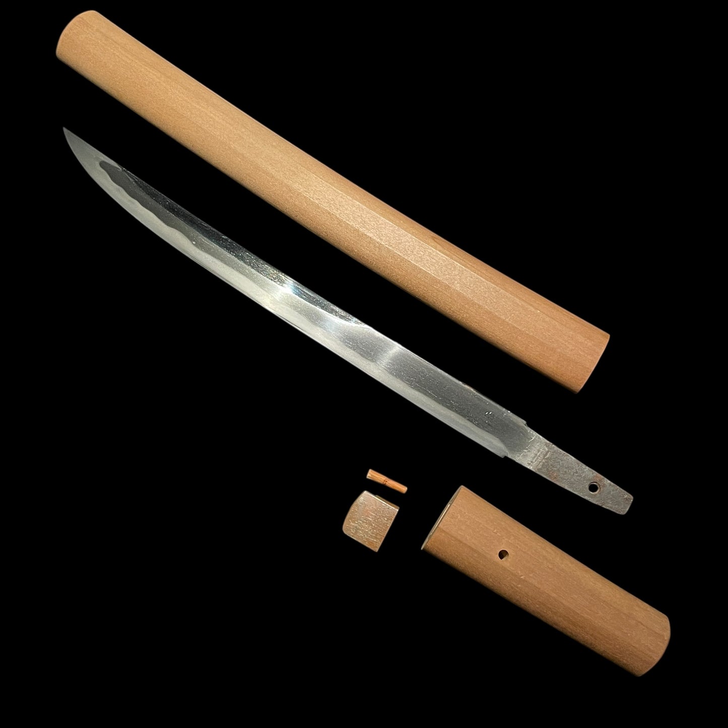 Unokubi-Zukuri 鵜首造 Sunnobi-Tanto 寸延短刀, Edo period mumei