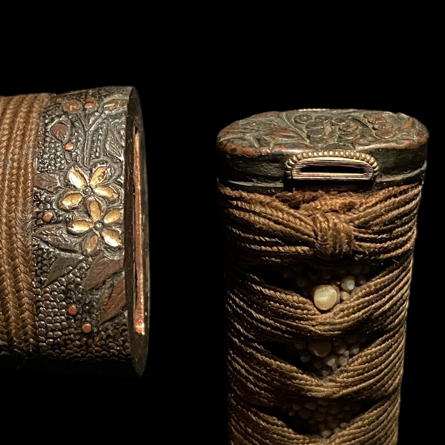 Banshuju Munenaga 播州住宗長 signed Red Wakizashi, with Kozuka, Edo period