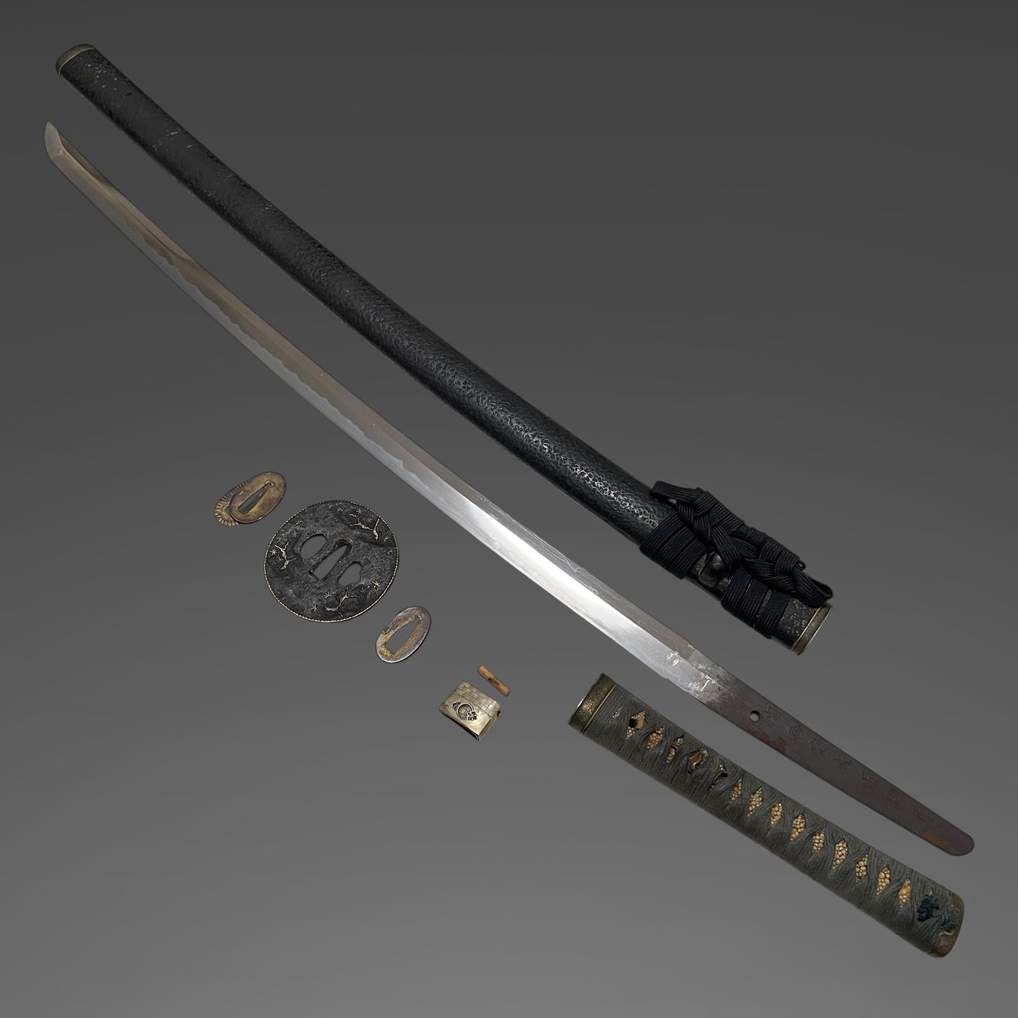 Brass Fittings KATANA, Sekizenjoke Chikanori 関善定家近則 signed, Late Edo period