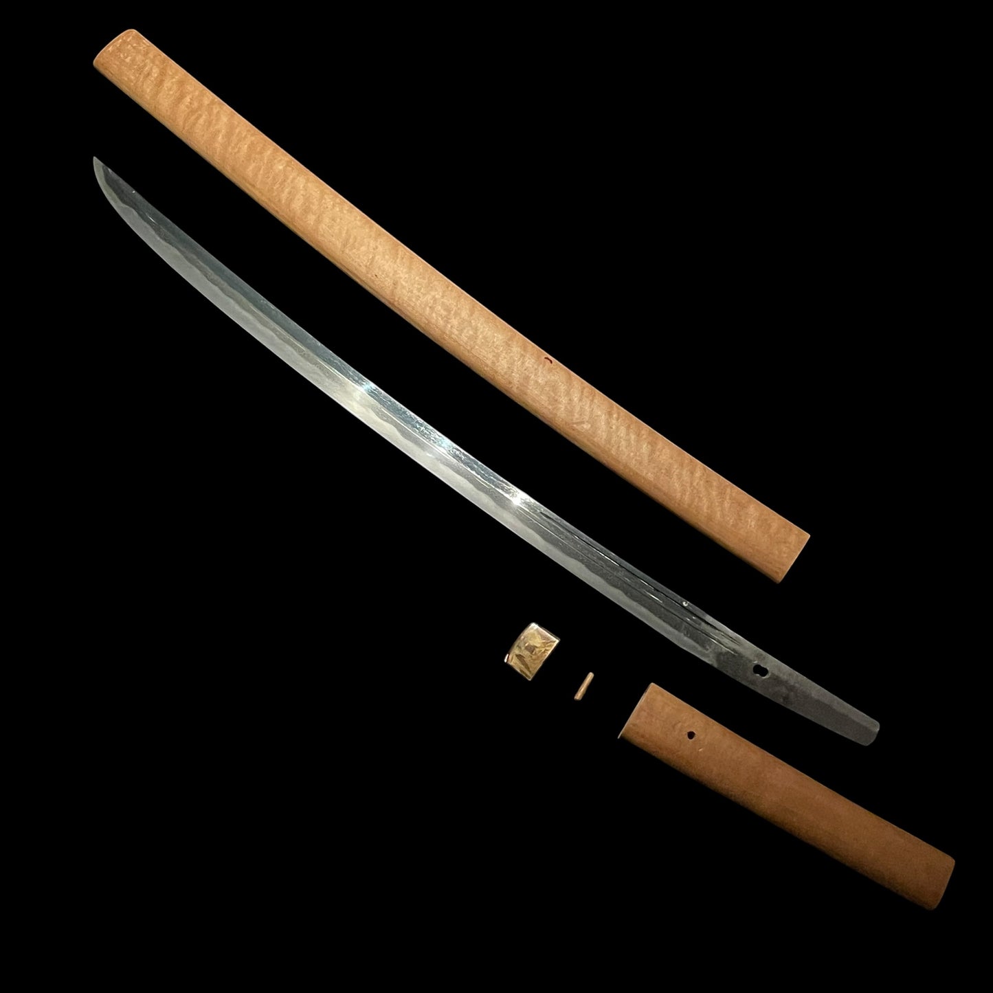 Nagamaki Naoshi Wakizashi, Hadamono 肌物, Oosuriage mumei, Early Muromachi period