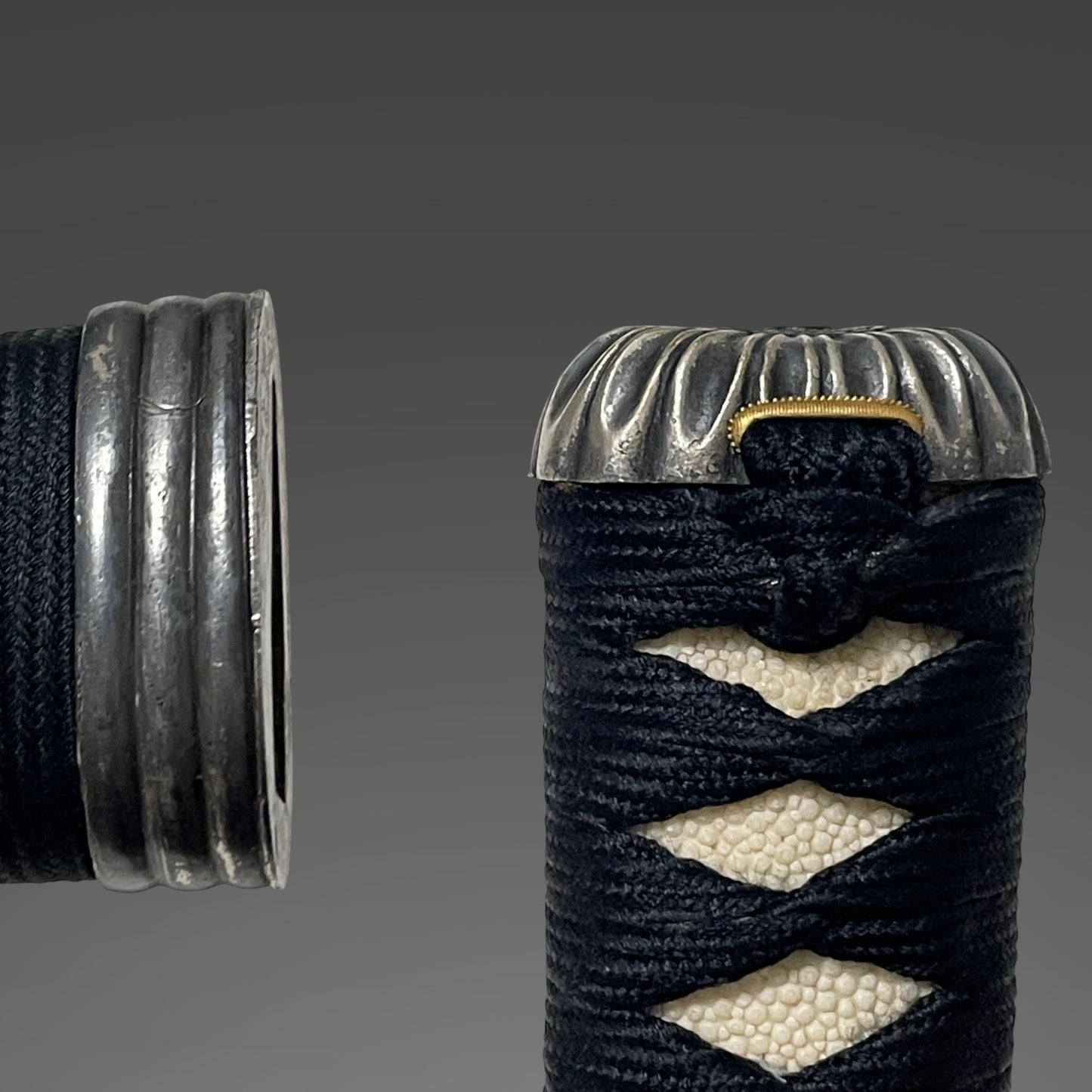 Wide Hirazukuri Wakizashi, Masahiro 正廣 signed, Hotei Tsuba 布袋鍔, Muromachi period mumei