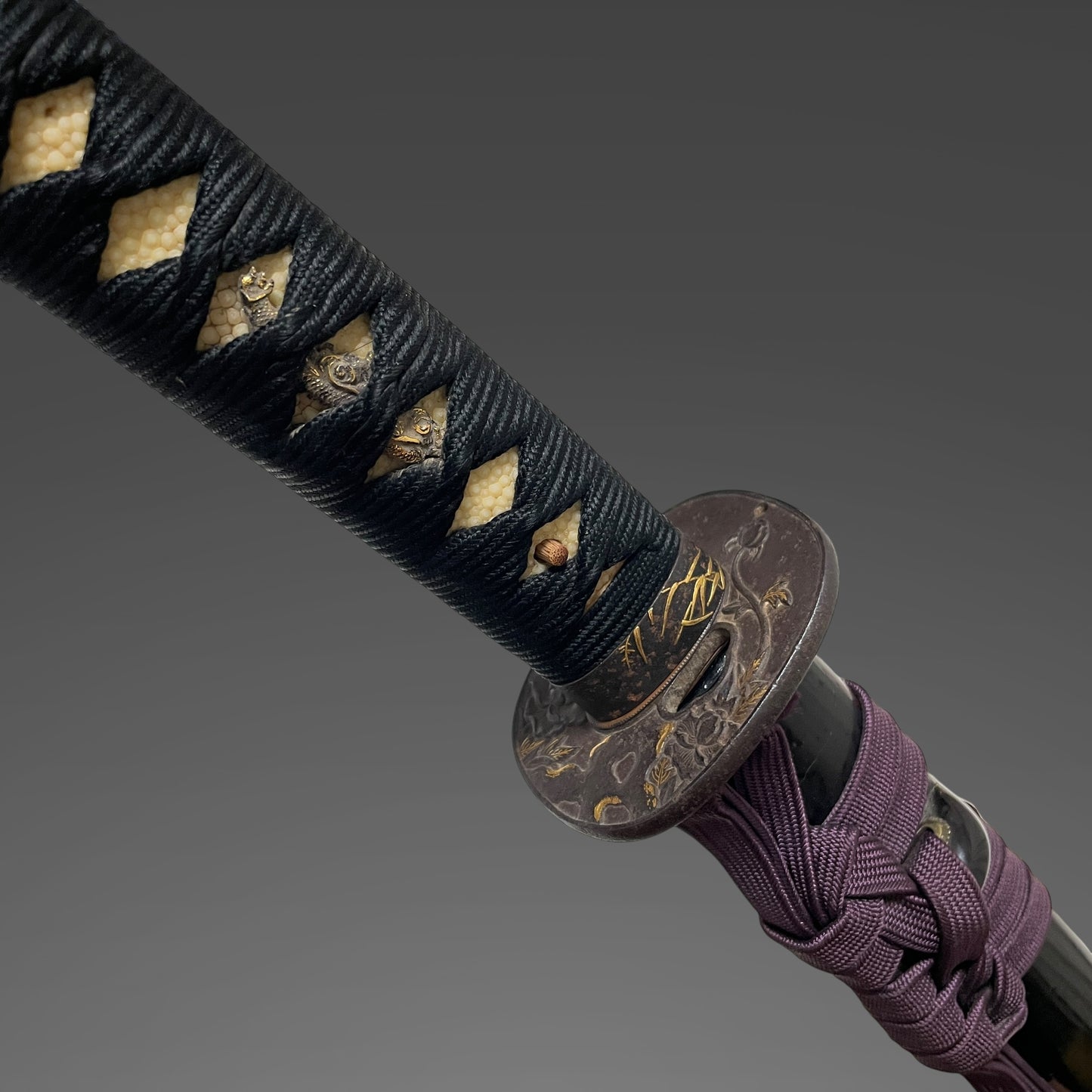 Long Wakizashi with Shirasaya, Peony Tsuba, Waterwheel Habaki, Edo period mumei