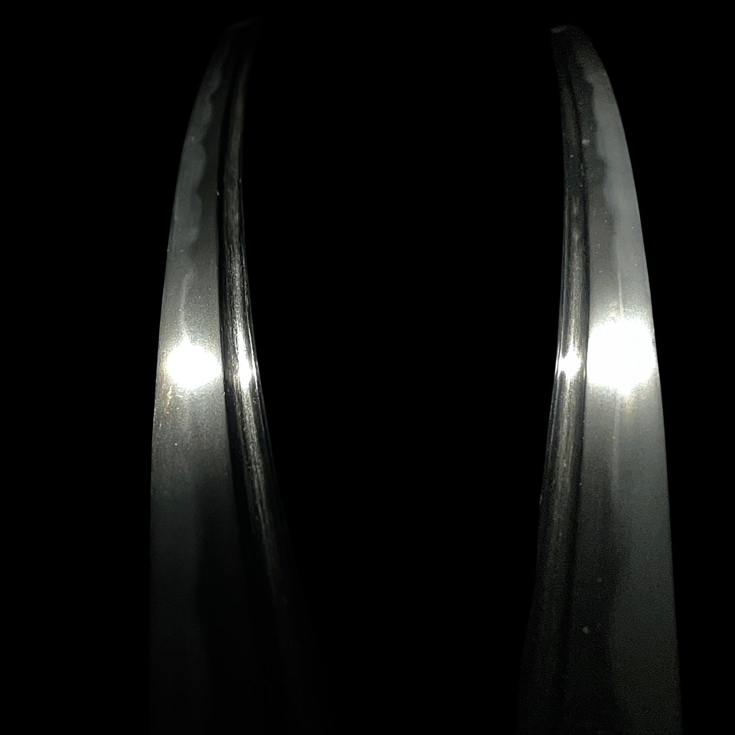 Sendankizami-Saya 千段刻鞘 KATANA, Karisukashi-Tsuba 雁透鍔, Wide blade, Edo period mumei