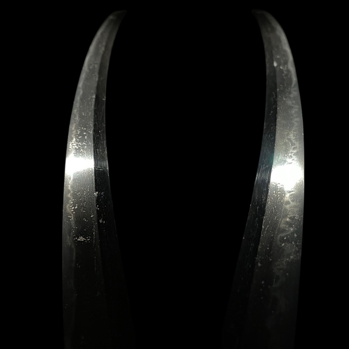 Dragon Fuchikashira, Bishuosa 1470s 備州長 文明二年 signed Long Wakizashi, Brass Tsuba