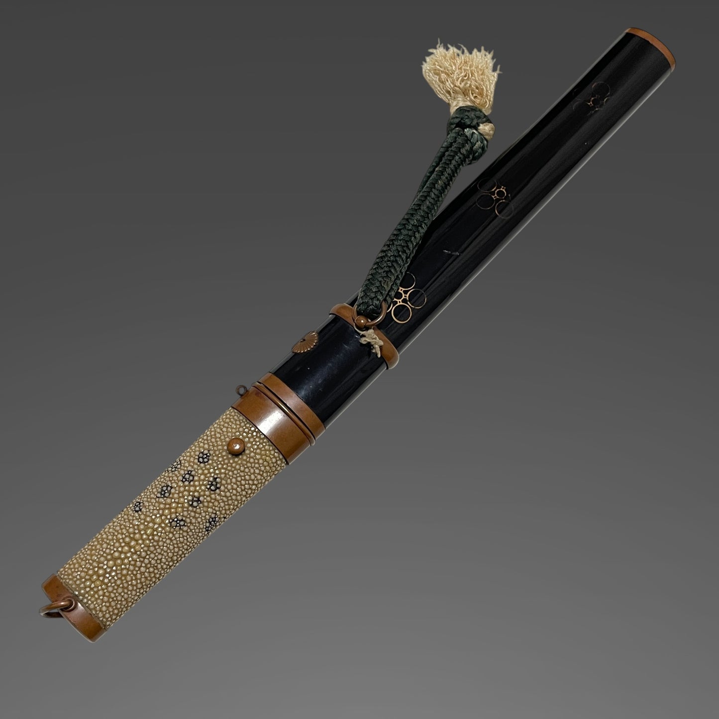 Yoroidoshi 鎧通し TANTO, Nobufusa 信房 signed, Thick Blade, Copper Fittings, Muromachi period