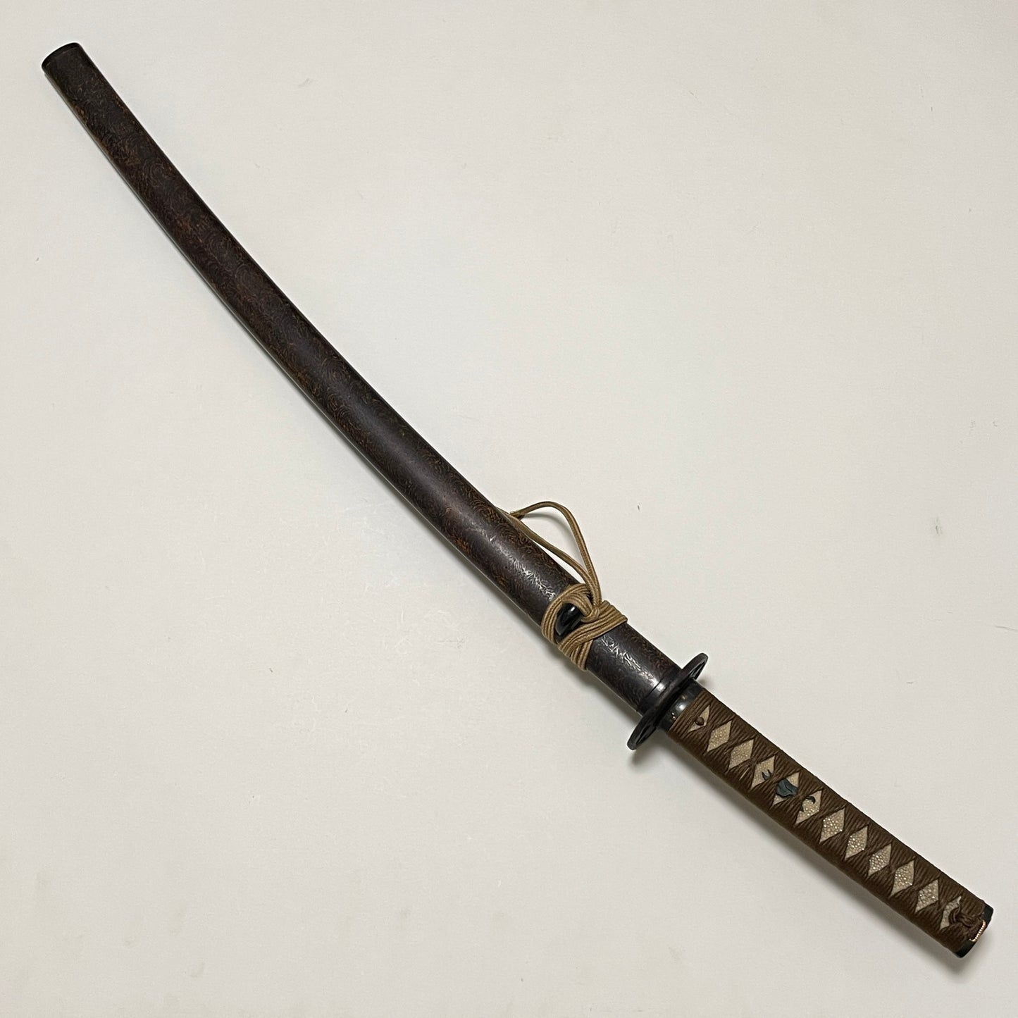 Long Wakizashi, ShibuichiFuchikashira 四分一縁頭, Edo period mumei