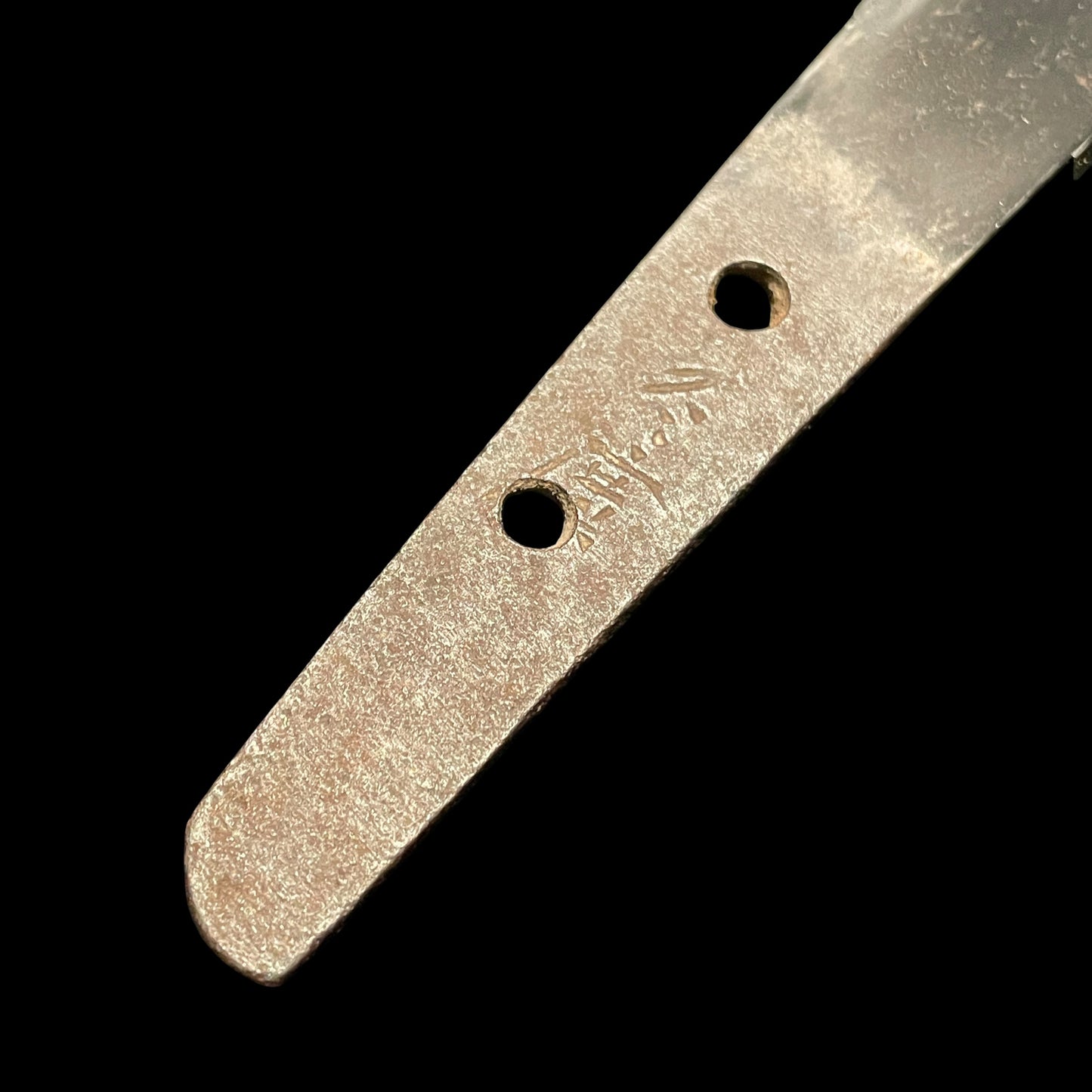 Fuyuhiro 冬廣 signed Hirazukuri TANTO in Shirasaya, Muromachi period