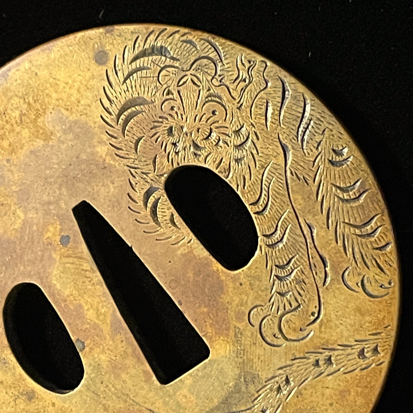 Tora Tiger Brass TSUBA 猛虎図鍔, Mumei Mito 無銘水戸, Edo period, NBTHK Shinsa paper