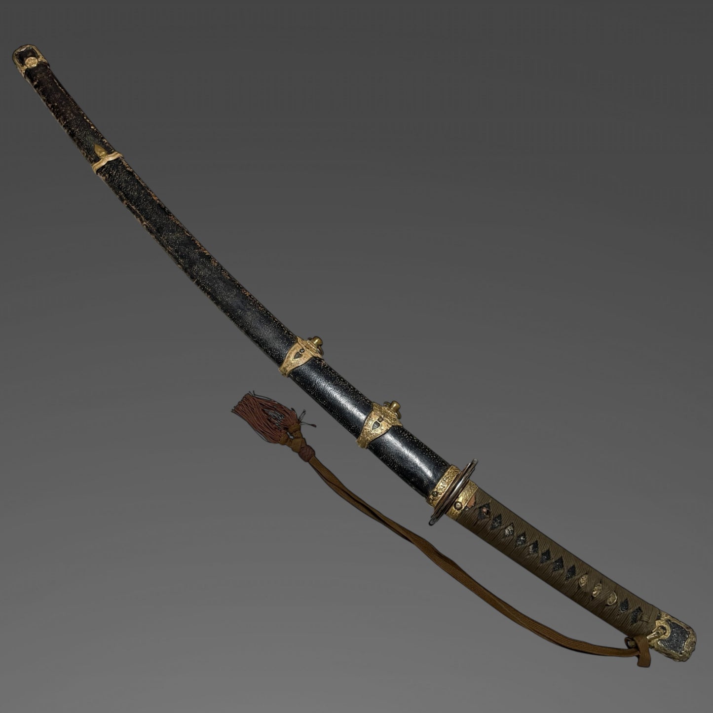 NAVY GUNTO 海軍刀, Sekiju Okada Kaneyoshi 関住岡田兼義 signed, Rising sun Seppa