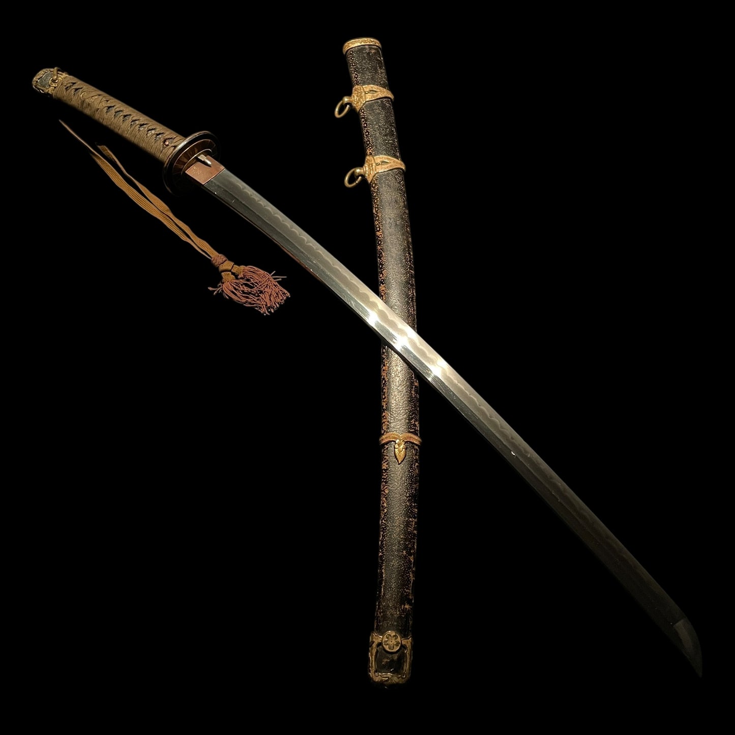 NAVY GUNTO 海軍刀, Sekiju Okada Kaneyoshi 関住岡田兼義 signed, Rising sun Seppa